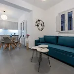 Golden View Villa *