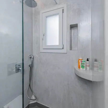 Golden View * Vothon